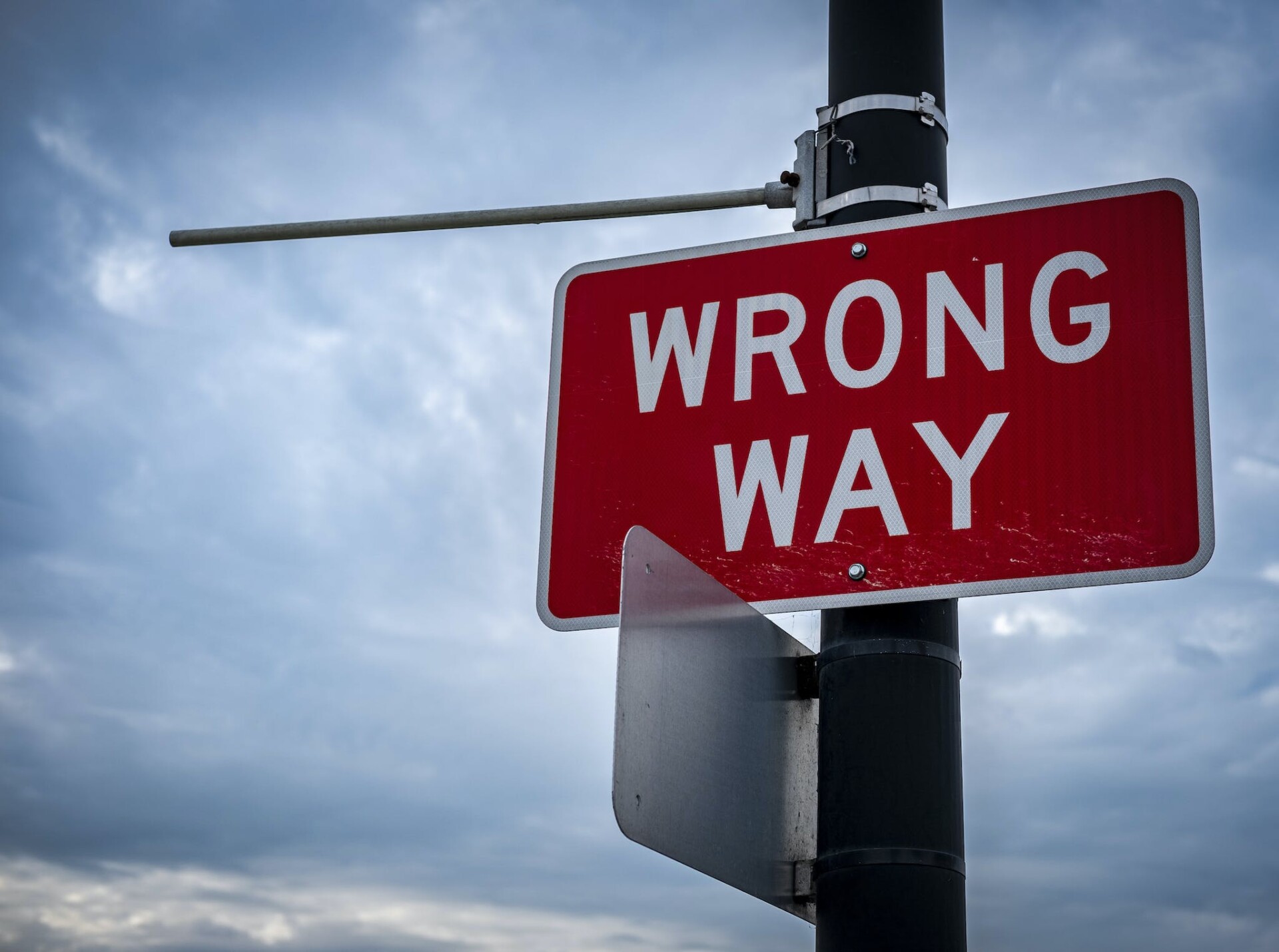 워드프레스 강의에 대해서 잘못된 방향 설정 묘사 이미지